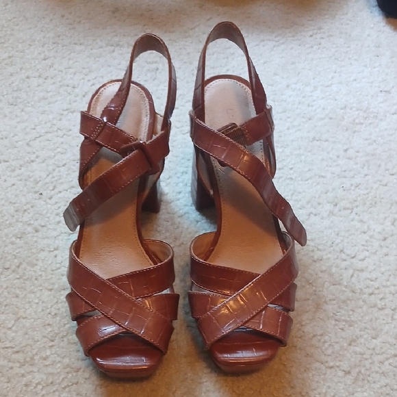 Limelight Brown Croc Skin Design Block Heels - Picture 2 of 6